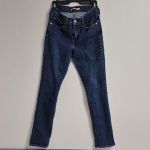Ladies Relaxed Straight Silver Jeans Co. Size 27 Style 414 Dark Denim Stretch.